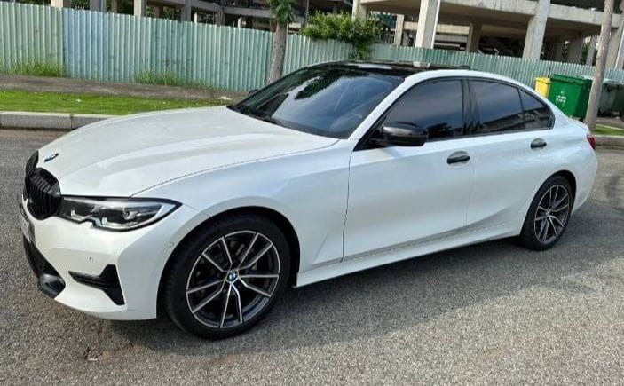 Bán xe BMW 320I Sport Line- Plus. Mua mới T10/202