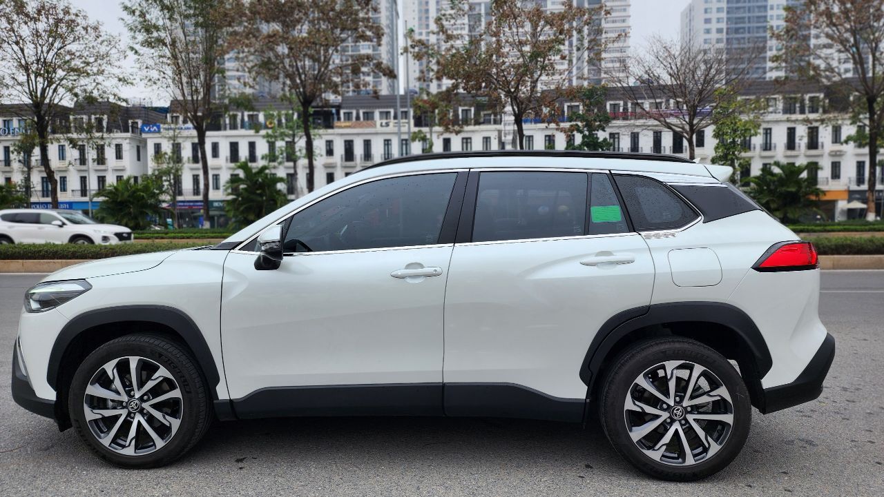 Cần bán nhanh Xe  TOYOTA - CROSS 1.8V  đời 2023