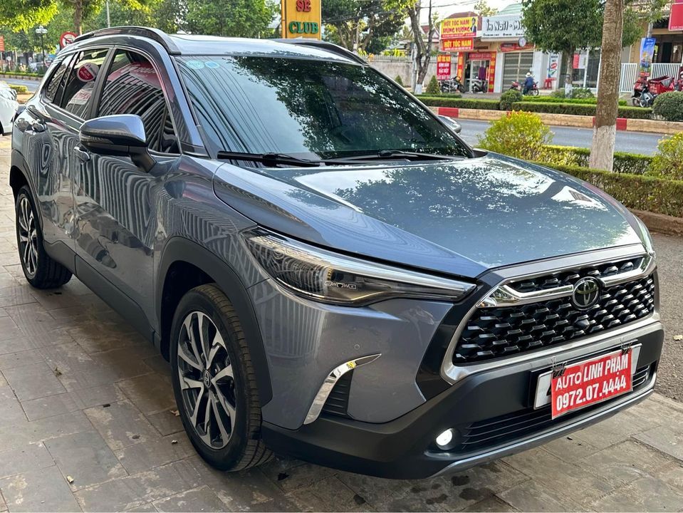 Bán xe Toyota Cross 1.8 V 2021 nhập khẩu