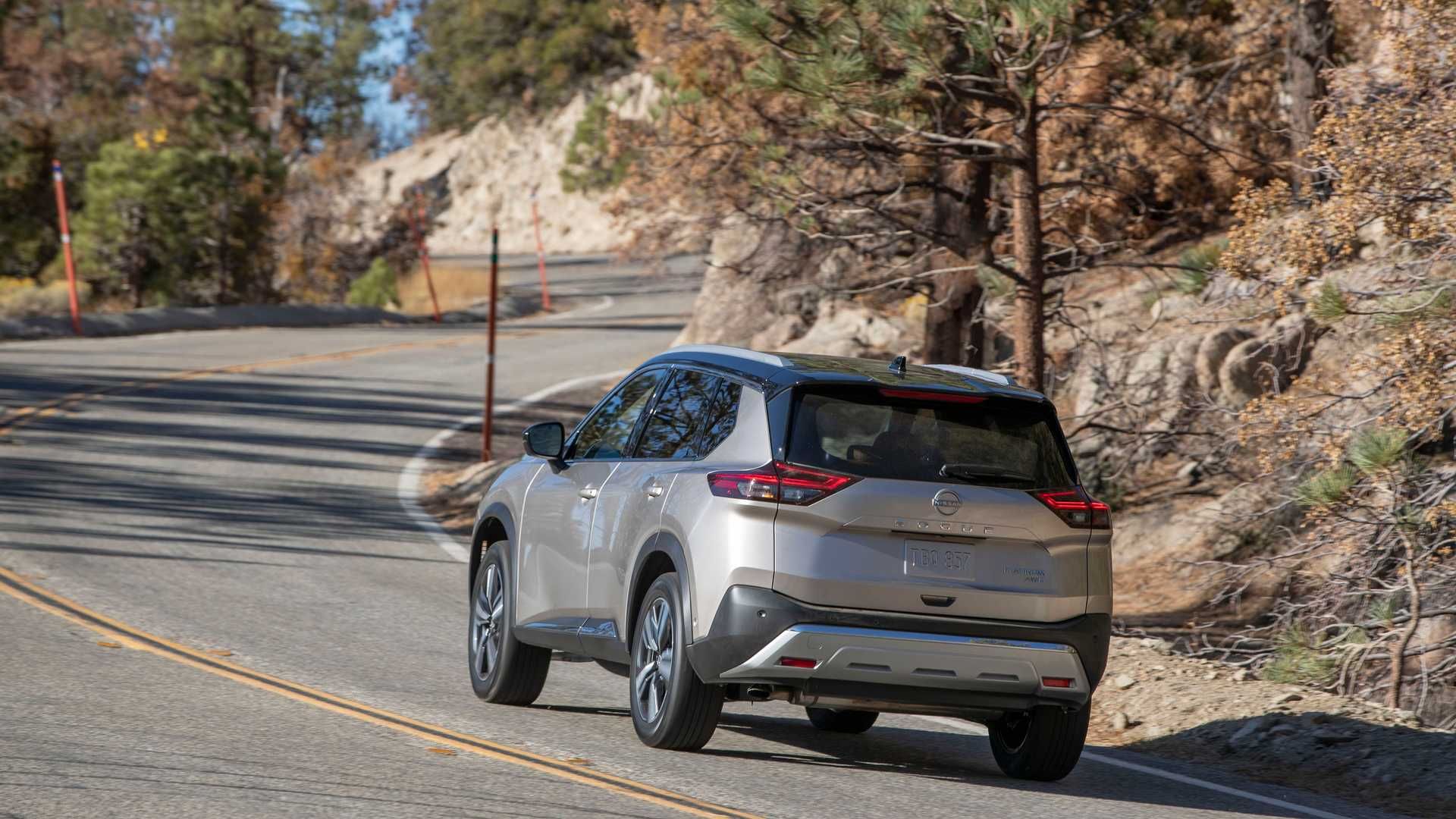 Giá xe Nissan Rogue 2022