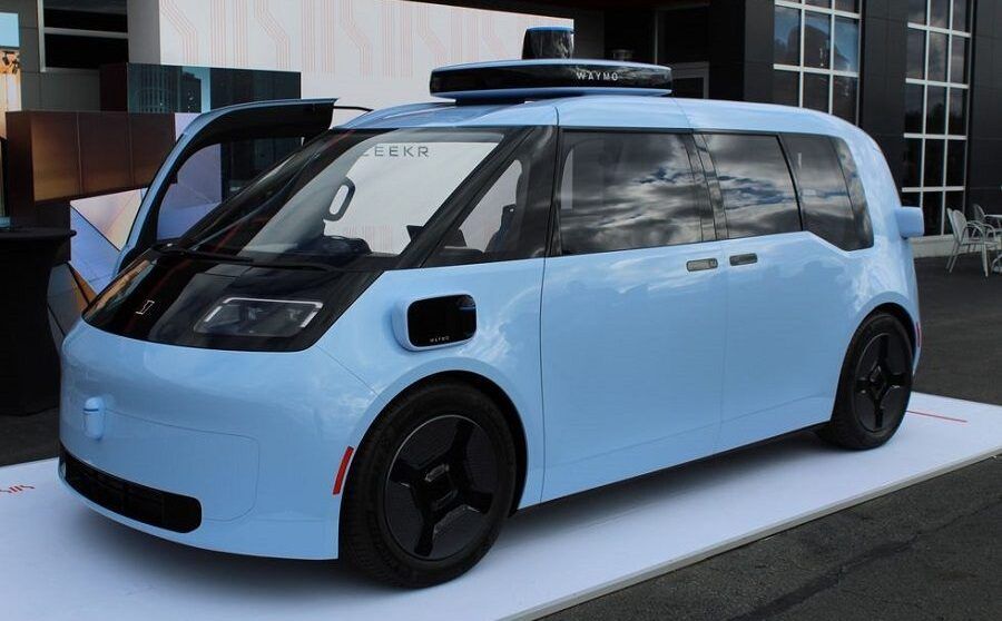 Robo-Taxi Zeekr CM1e