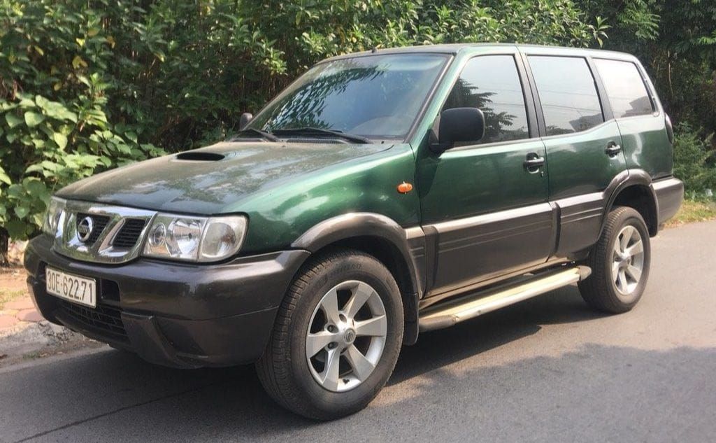 nissan terano máy dầu sx 2004 tubo ABS 7 chỗ lốp mới