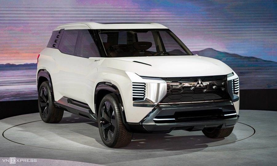 Mitsubishi Destinator