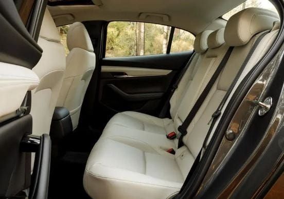 MAZDA 3 Mẫu xe bán chạy nhất phân khúc sedan hạng C