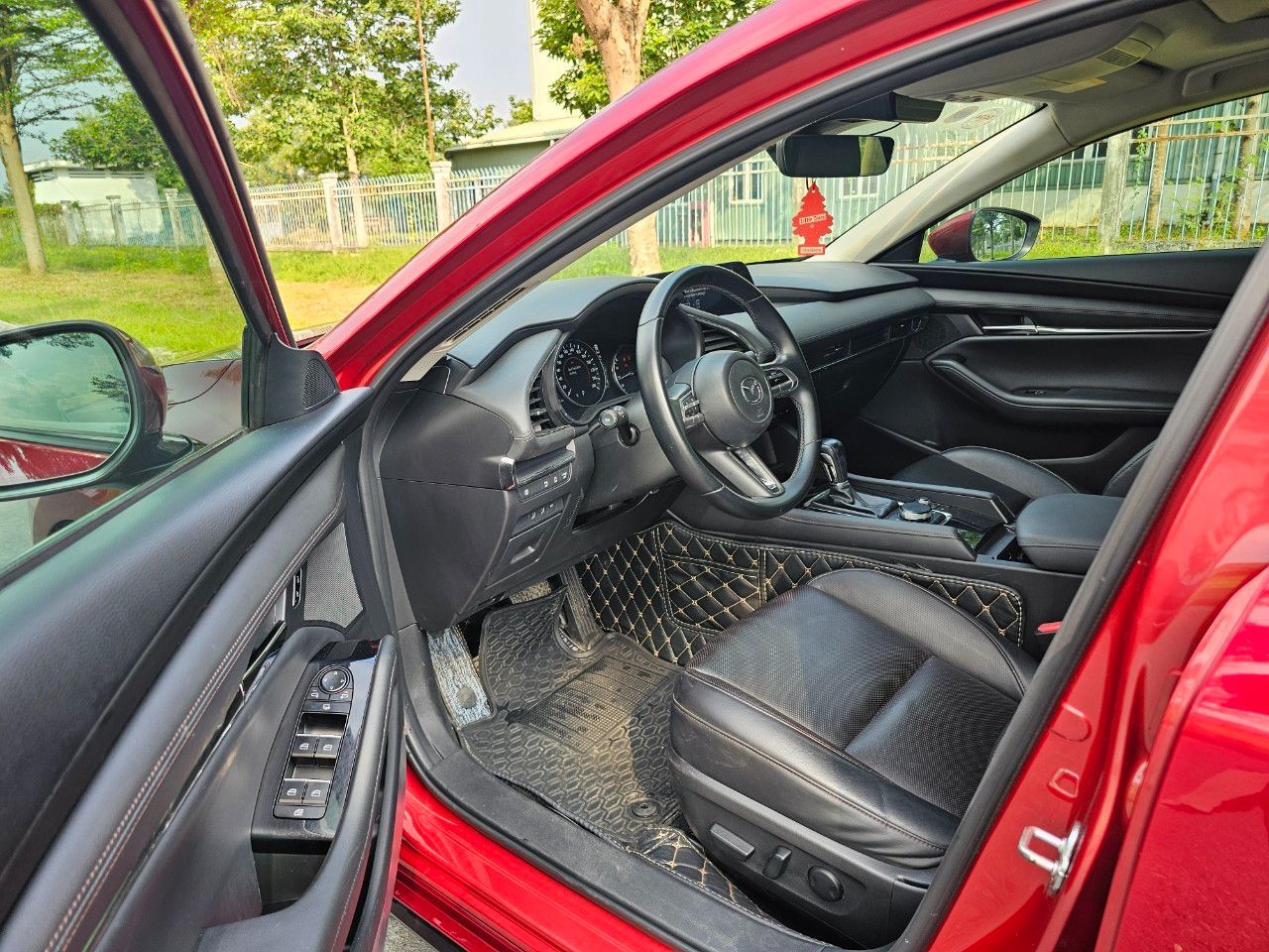 Cần bán xe Mazda 3 2021, 2.0 hộp Số Tự Động 6 cấp, Signature Premium