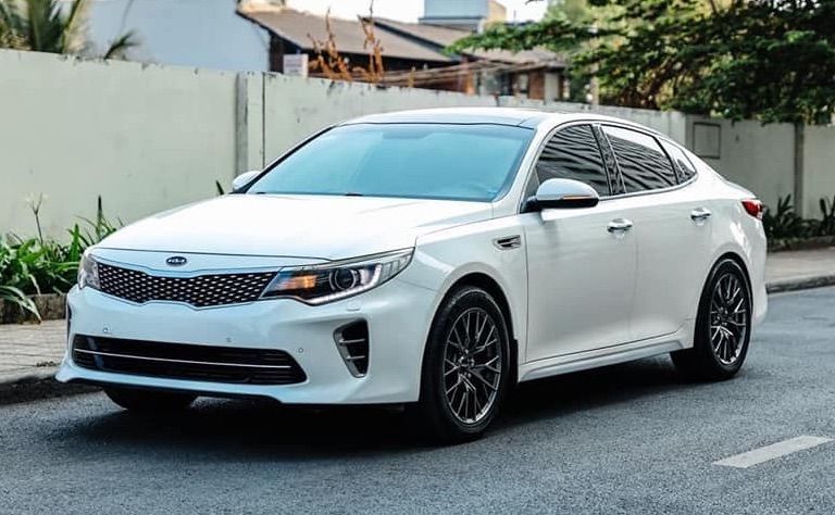 Cần bán Kia Optima GT Line 2.4 AT cũ