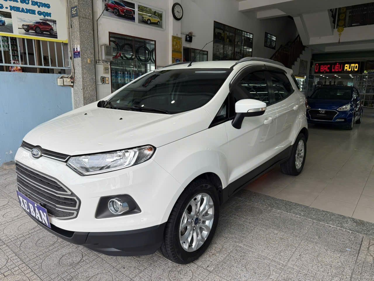 Chính chủ bán xe Ford EcoSport titanium sản xuất 2015