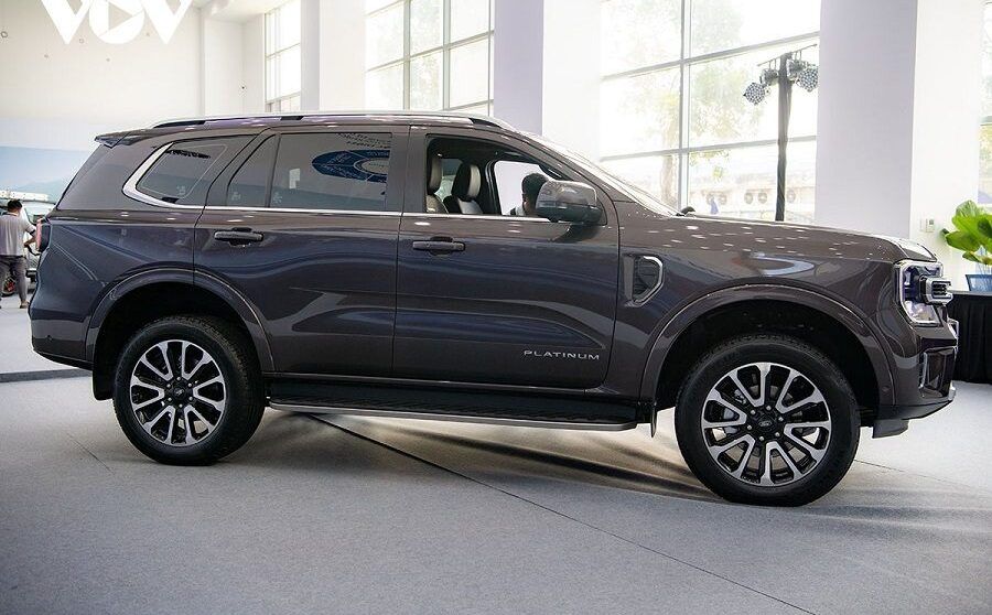 Thân xe Platinum