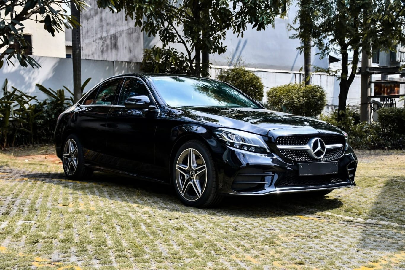 Mercedes-Benz C 180 AMG