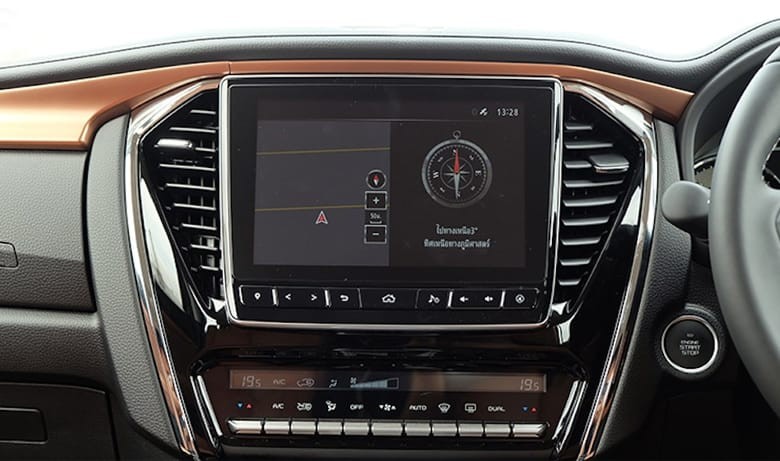 Màn hình cảm ứng 9 inch
