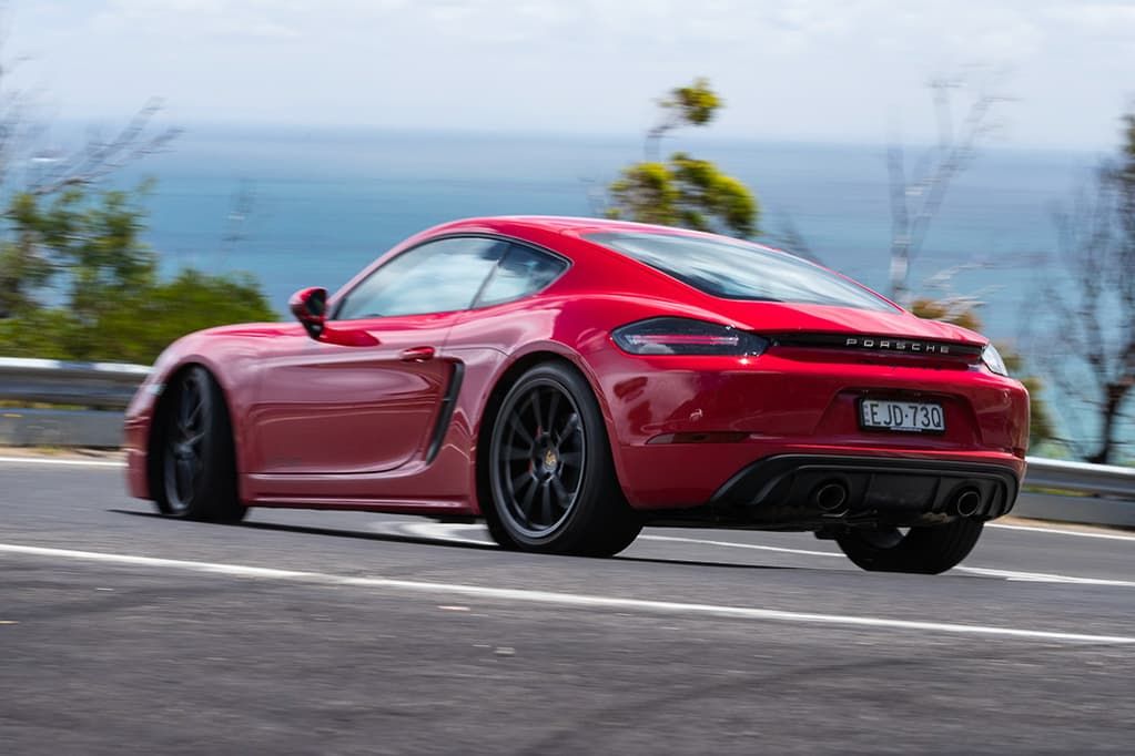 cayman gts khi chạy
