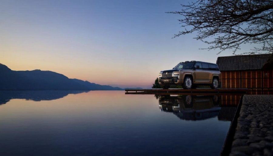 BYD Yangwang U8L Dingshi Edition