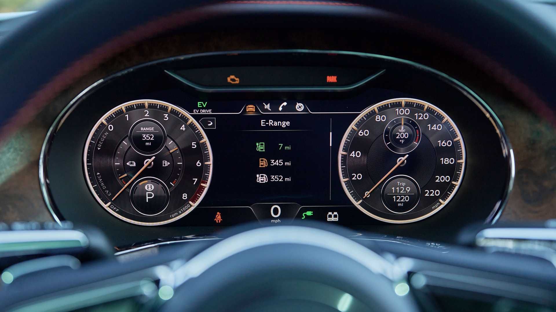 Đồng hồ hiển thị tốc độ