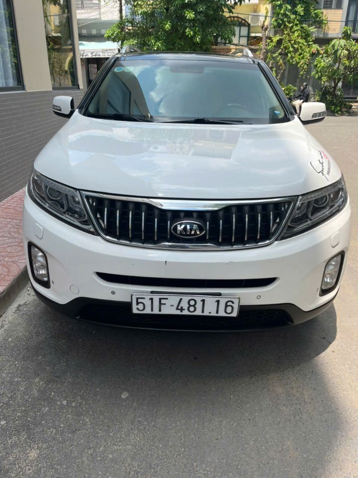 Chính chủ cần bán xe kia sorento 7 chỗ Đẹp