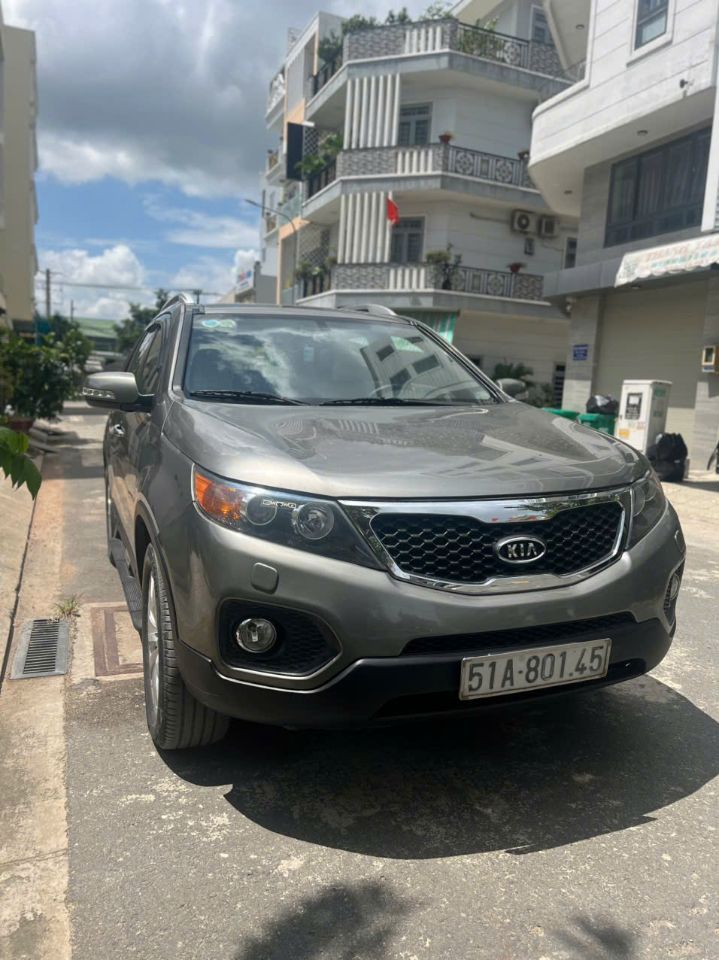Chính chủ bán xe KIA SORENTO sản xuất năm 2011