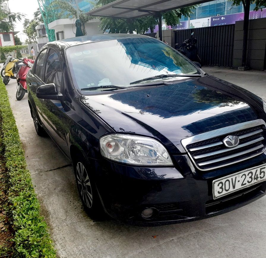 Chính chủ cần bán nhanh xe Gentra sản xuất 2009, đăng kí từ đầu 2010