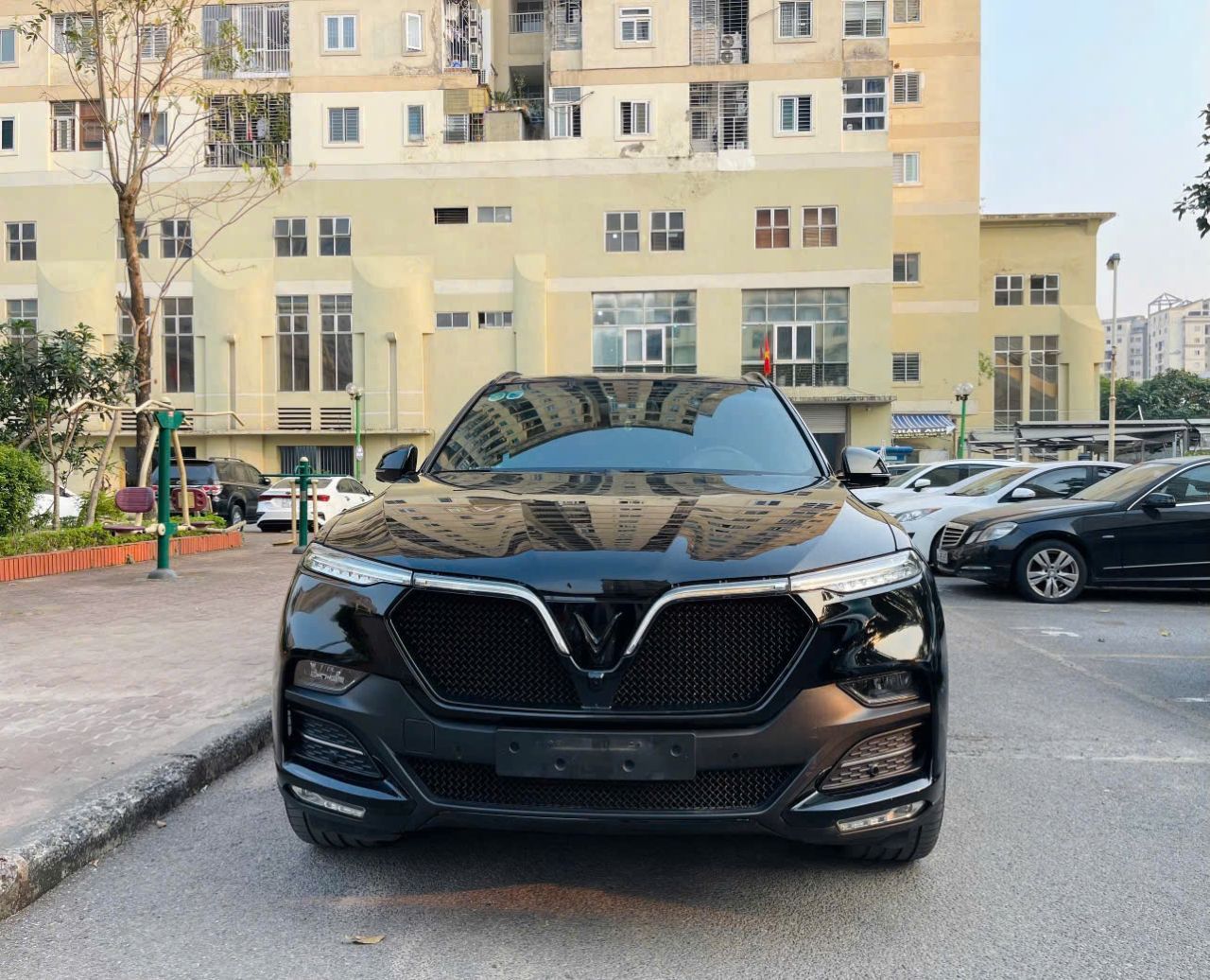 Chính chủ bán xe Vinfast lux sa bản premium sản xuất 2021