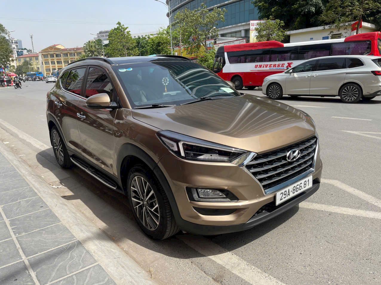 Tusson 2019 phom mới máy dầu siêu tiếp kiệm.