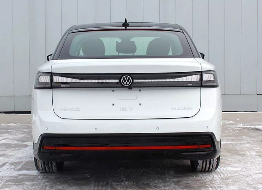đuôi xe Volkswagen ID.7 2024