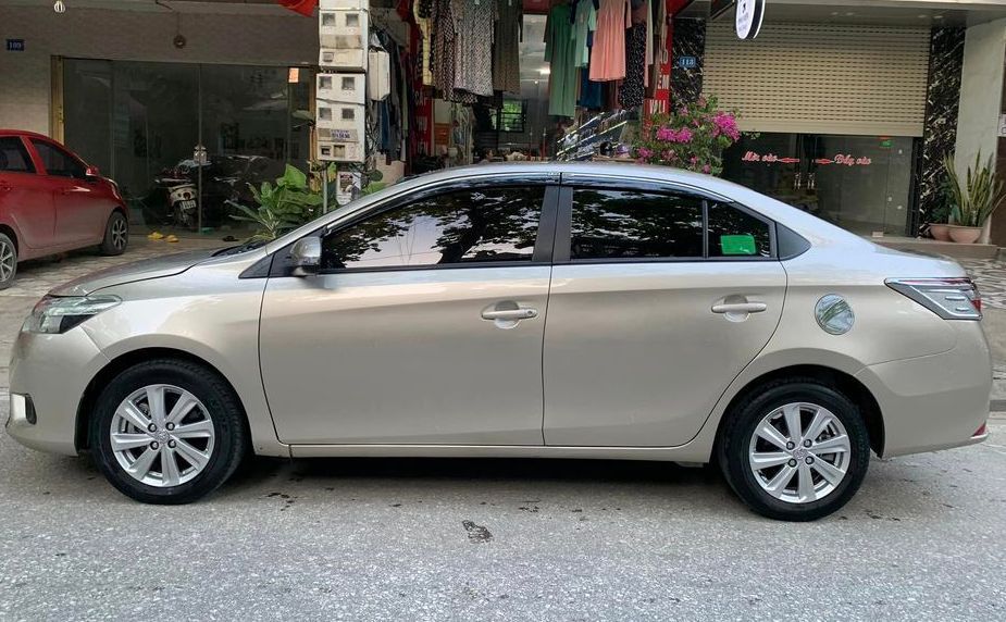 Bán xe hơi cũ Toyota Vios E chính chủ