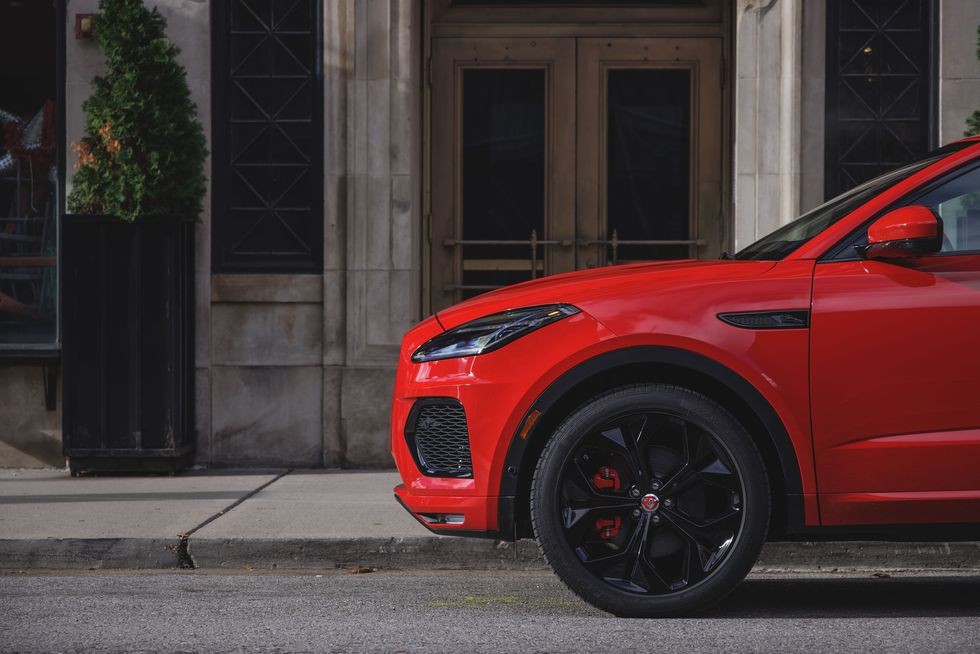Giá xe Jaguar E-Pace P300 Sport 2021