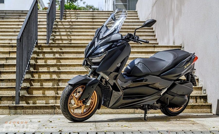 Yamaha XMAX 300