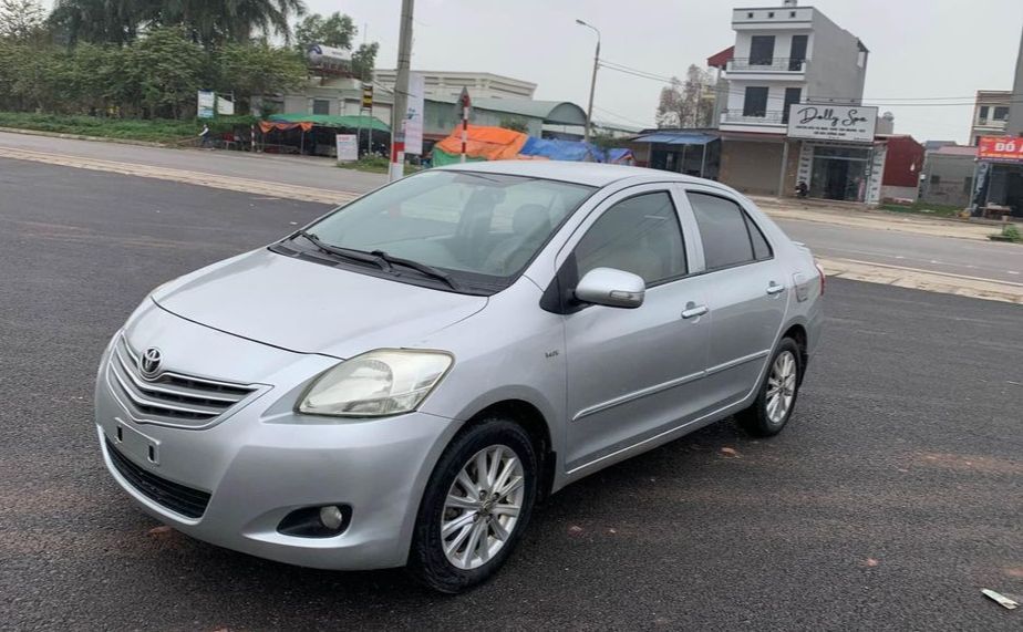 Ban Vios 2011 bản E xe đẹp ko lỗi