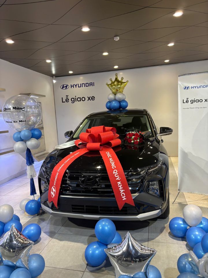 BÁN HYUNDAI TUCSON 2.0 XĂNG ĐẶC BIỆT – MÀU ĐEN – 2025