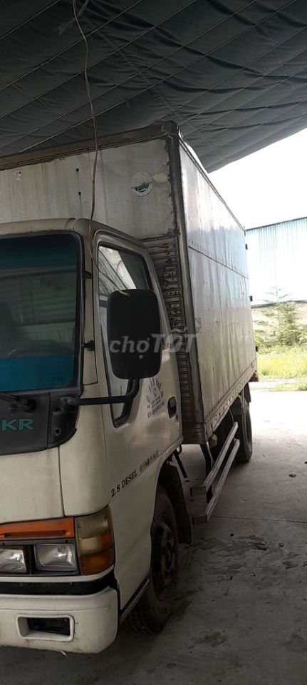 Bán Xe tải 1t 8 isuzu thùng dài 4m4.
