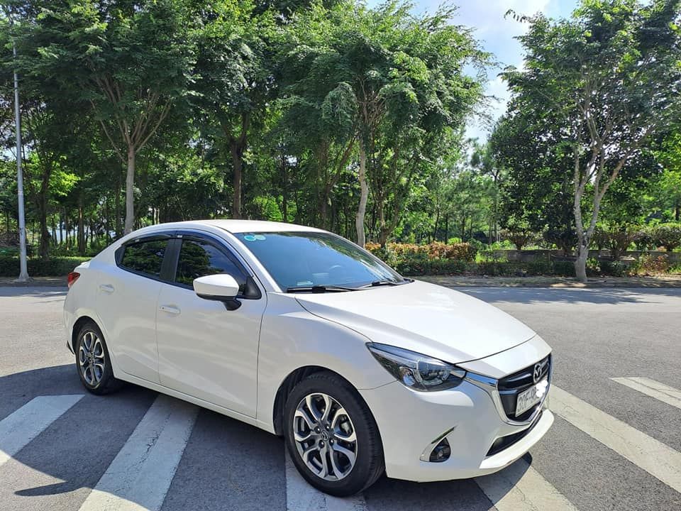 Cần bán Mazda 2 2019 premium nhập khẩu