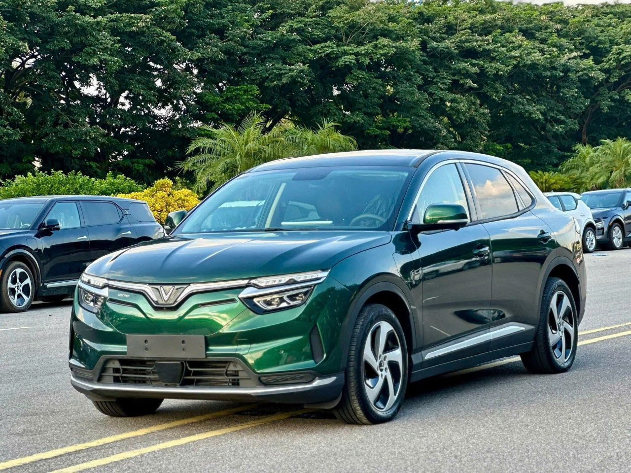 VF 8: 1ty019 - 1ty199 • Giảm trực tiếp 4%