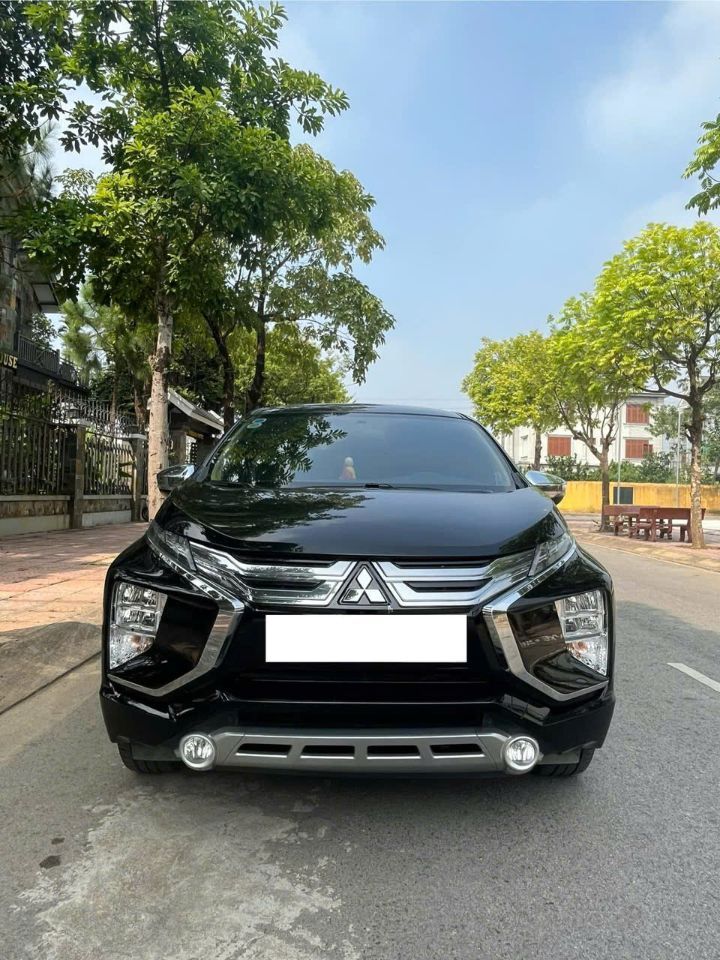 Chính chủ bán xe Mítubishi Xpan2021 số tự động