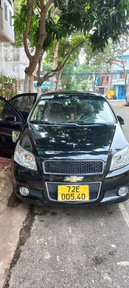 Chính chủ bán xe Chevrolet Aveo sx năm 2017