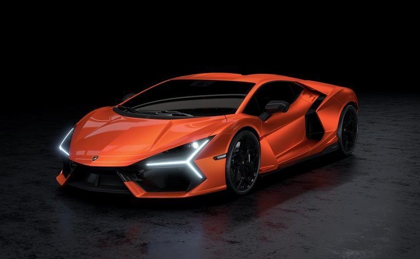 Lamborghini Revuelto