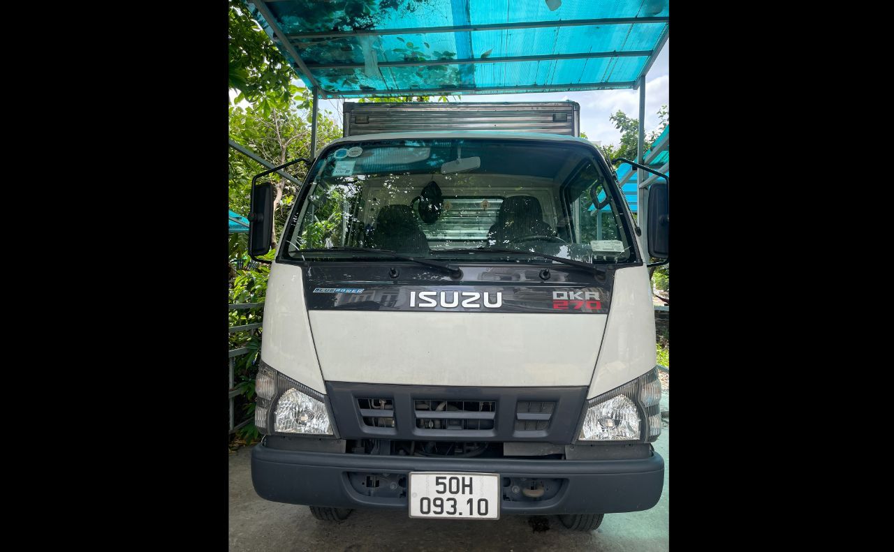 Chính chủ bán xe tải ISUZU sản xuất năm 2021