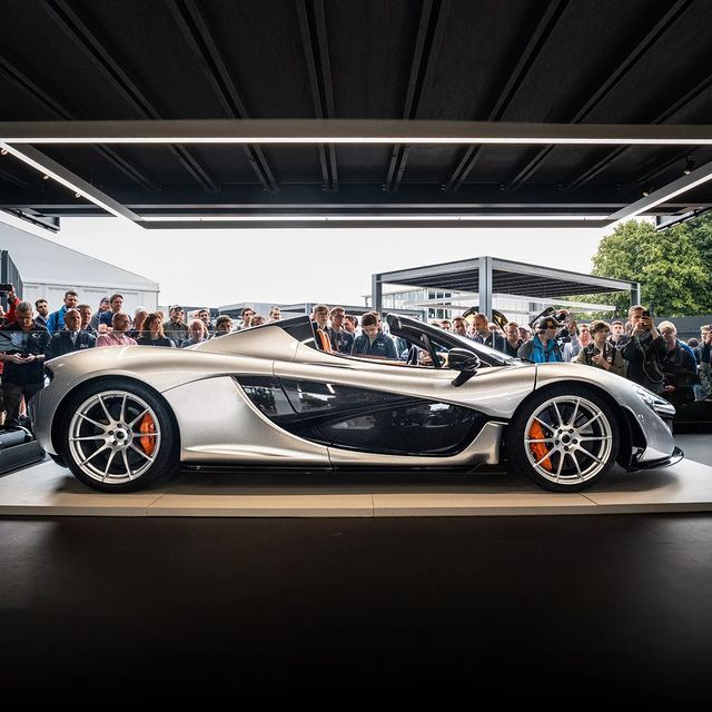 thân xe McLaren P1 Spider