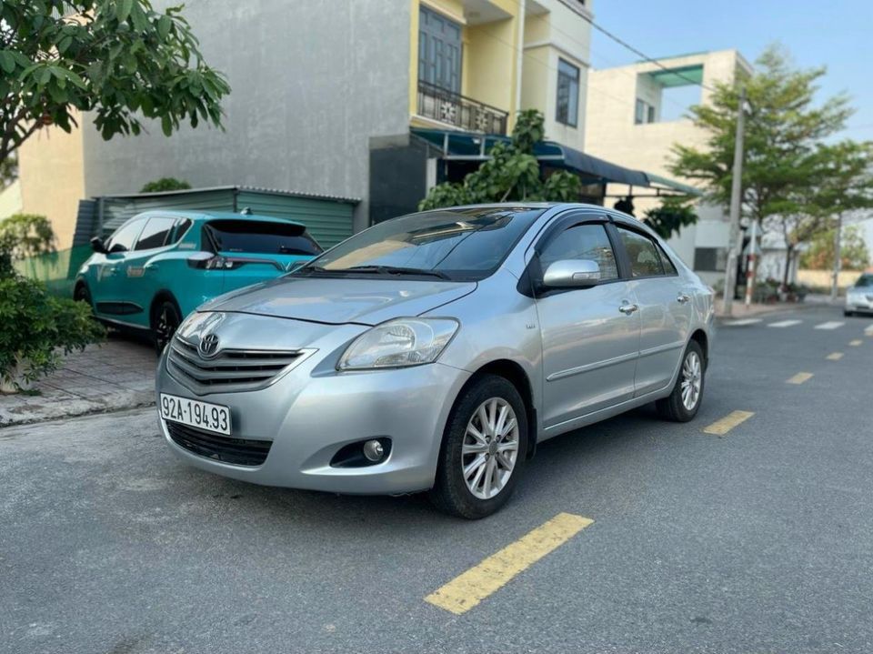 Toyota Vios Limo 2011 1.5MT giá rẻ