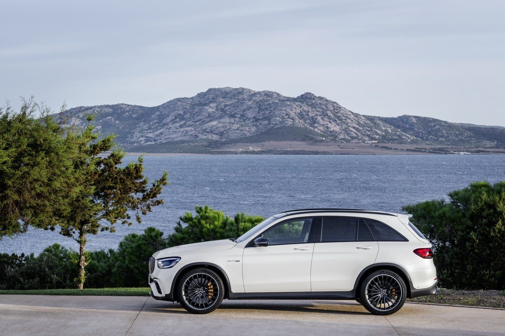 MERCEDES-AMG GLC 63 S 2022-2