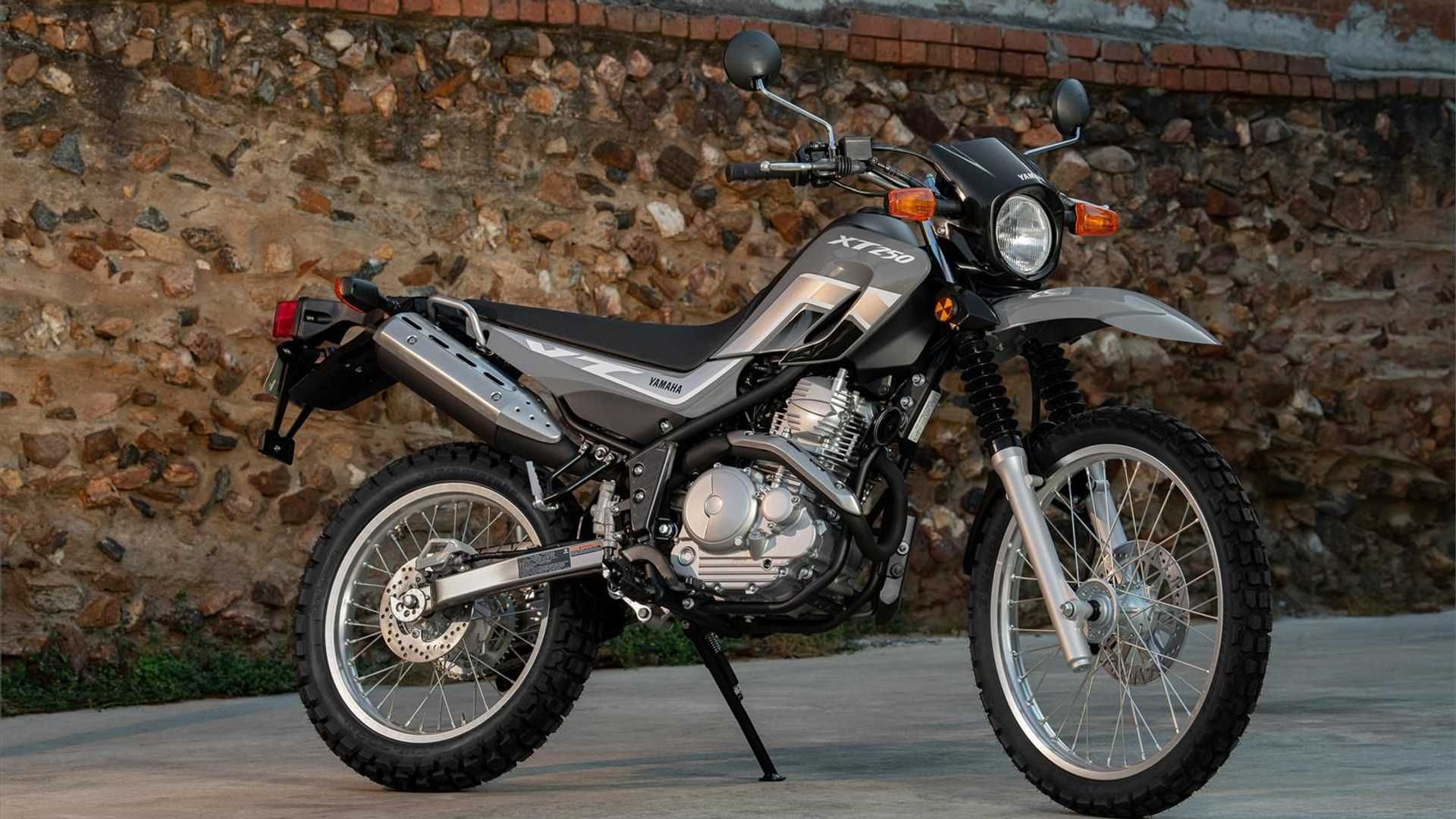 Yamaha XT 250 2023
