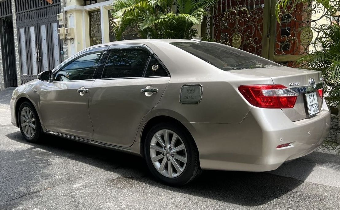 Toyota Camry 2014 Màu Vàng Cực Đẹp