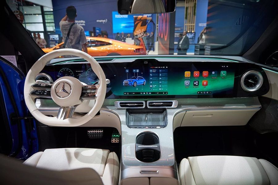 nội thất Mercedes GLC EV