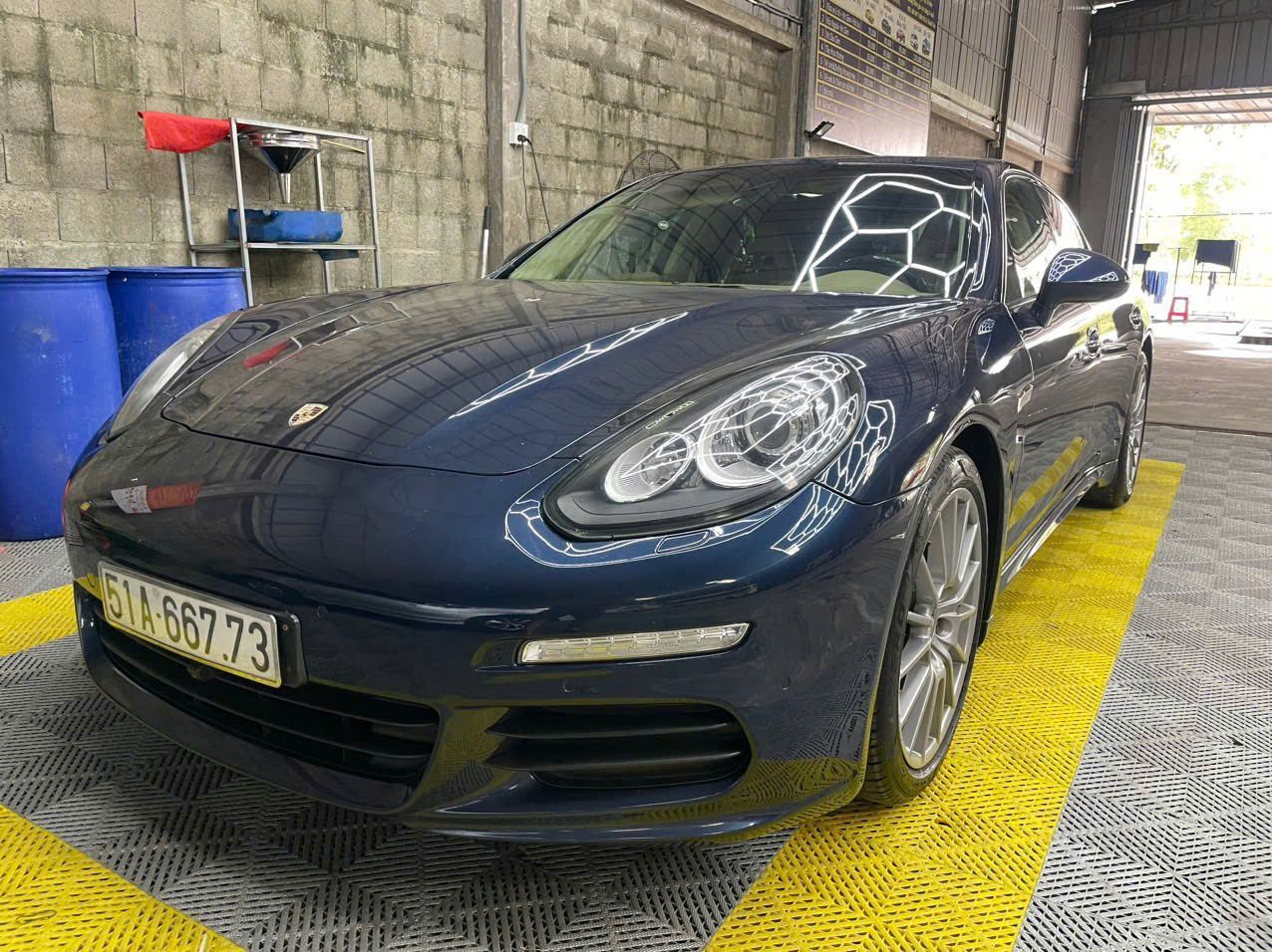 Chính chủ bán xe PORSCHE PANAMERA