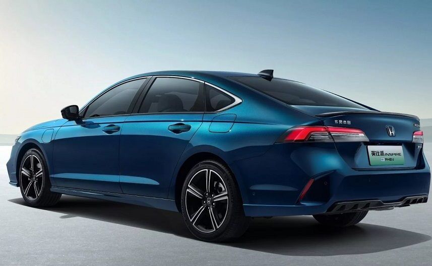 Thân xe Honda Inspire 2024