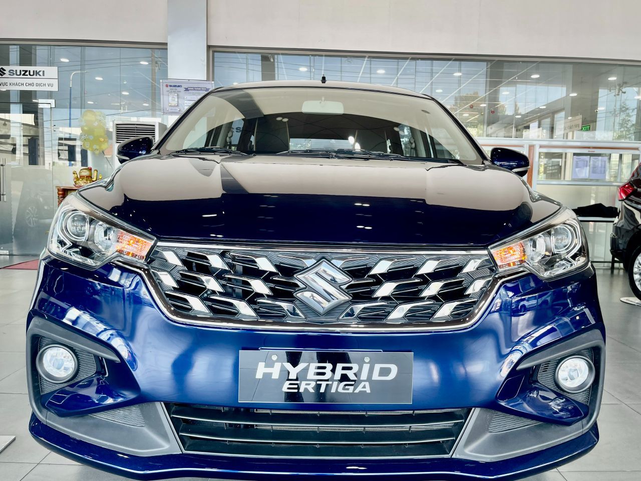 SUZUKI ERTIGA HYBRID 2022-Chỉ 90tr nhận xe