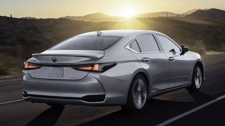 Lexus ES 2022-4