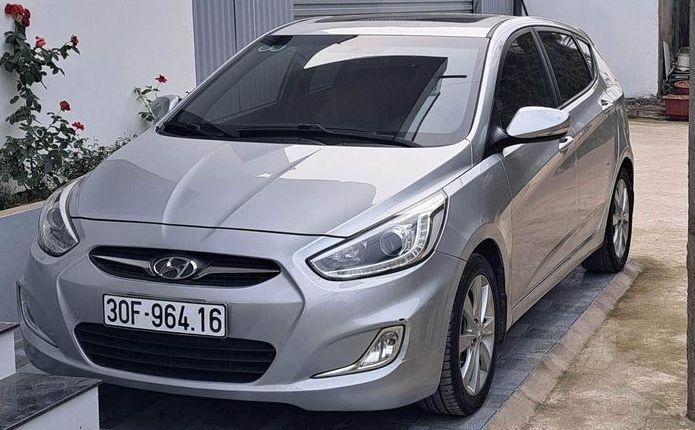 Bán Hyundai Accent số tự động - Hatchback