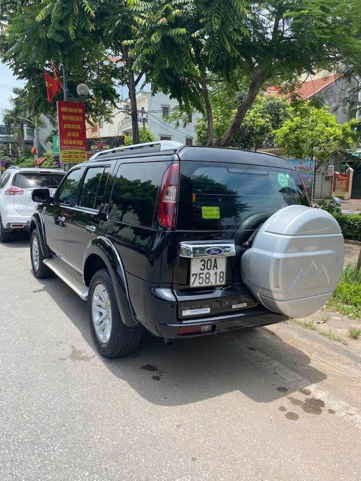 Chính chủ bán xe Ford Everest sx năm 2015 số tự động , máy dầu