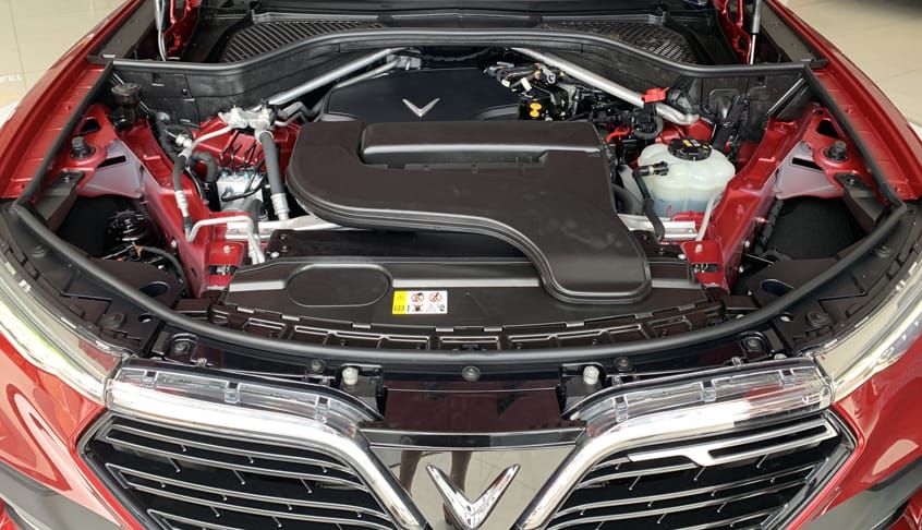 Động cơ xe VinFast Lux SA2.0