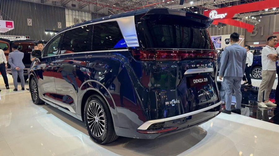 thân xe BYD Denza D9