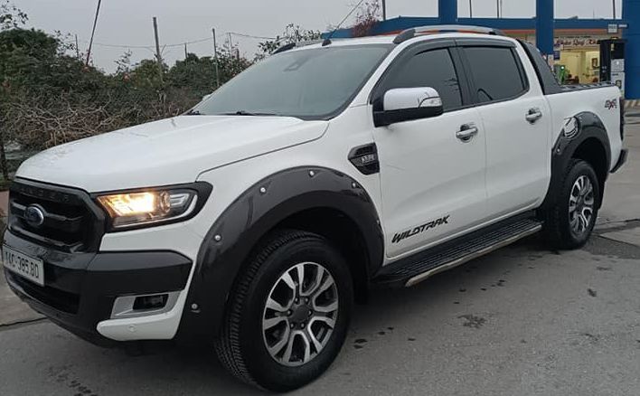 Gia đình cần bán Ford ranger 2016